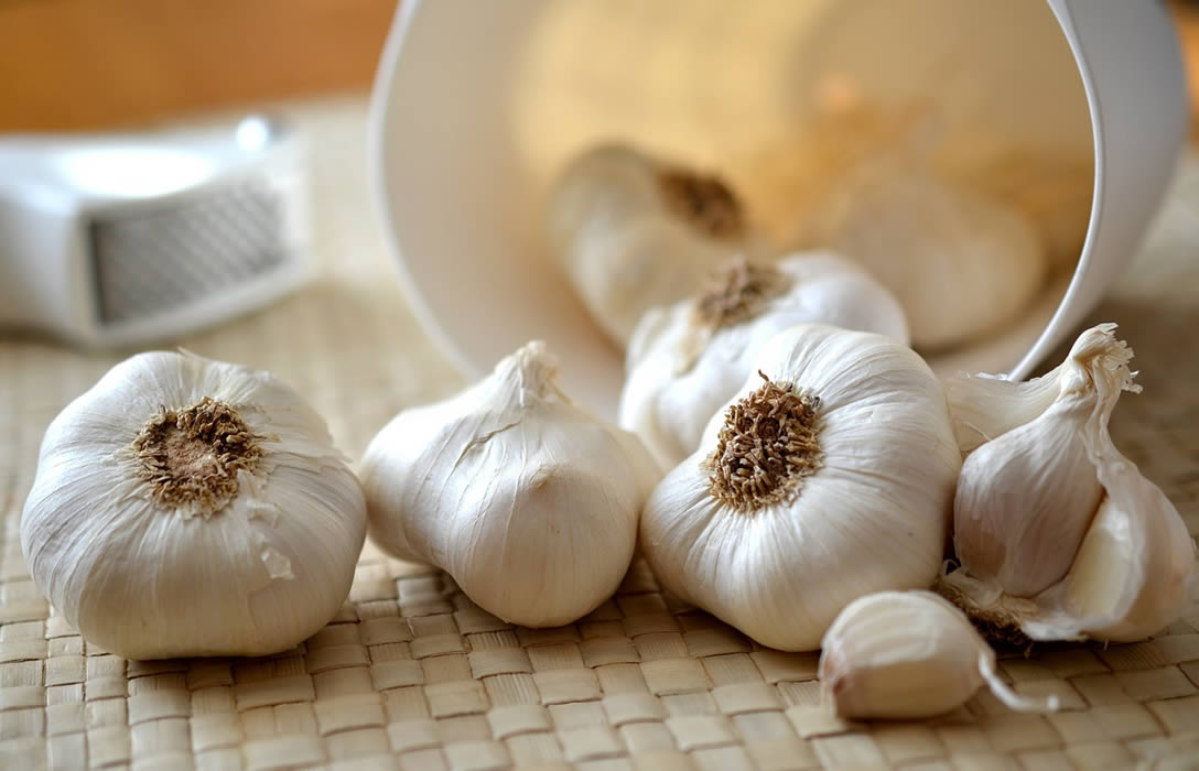 Garlic Benefits And Side Effects